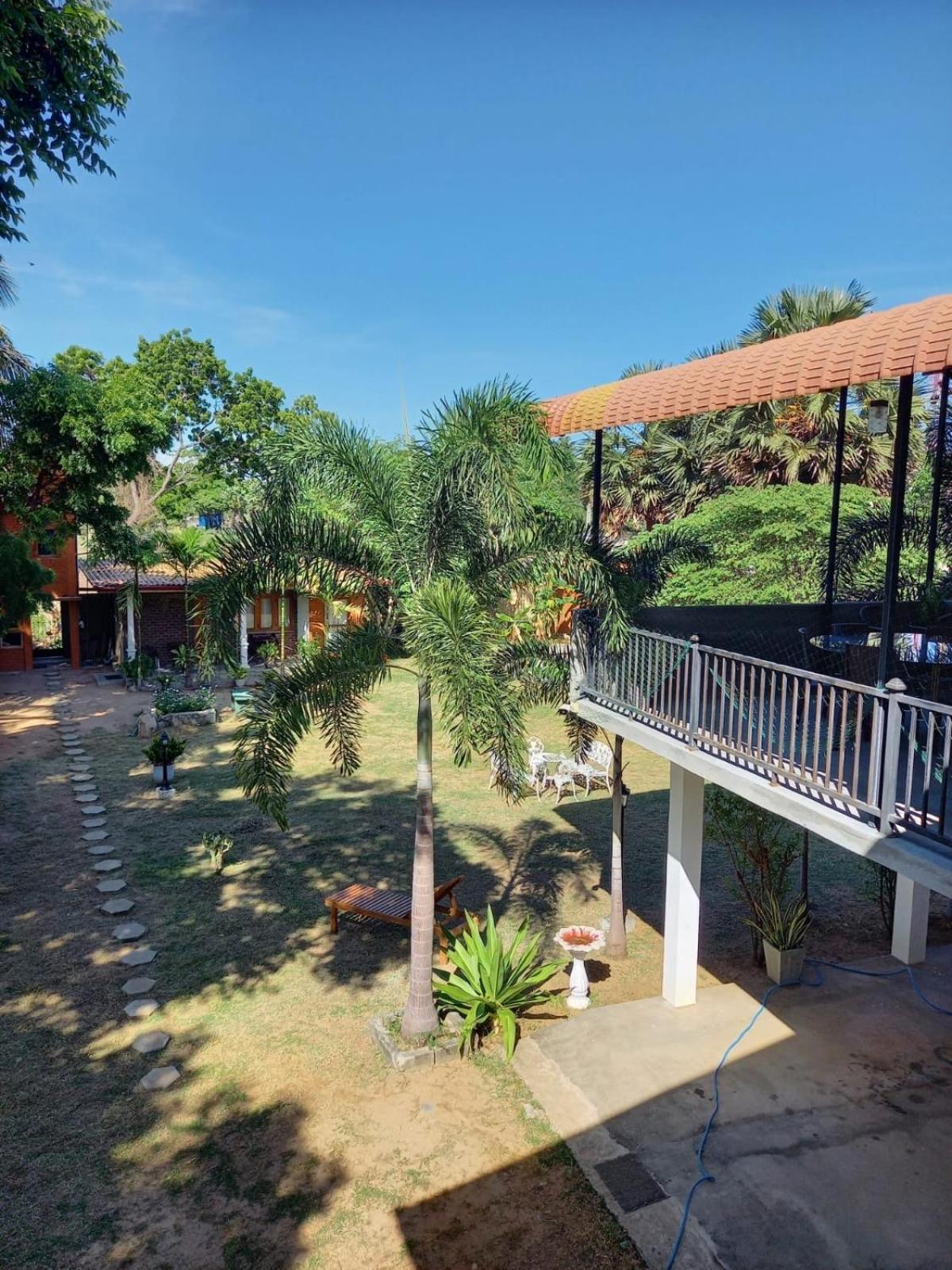 Blue Sands Beach Resort Passikudah Exterior photo