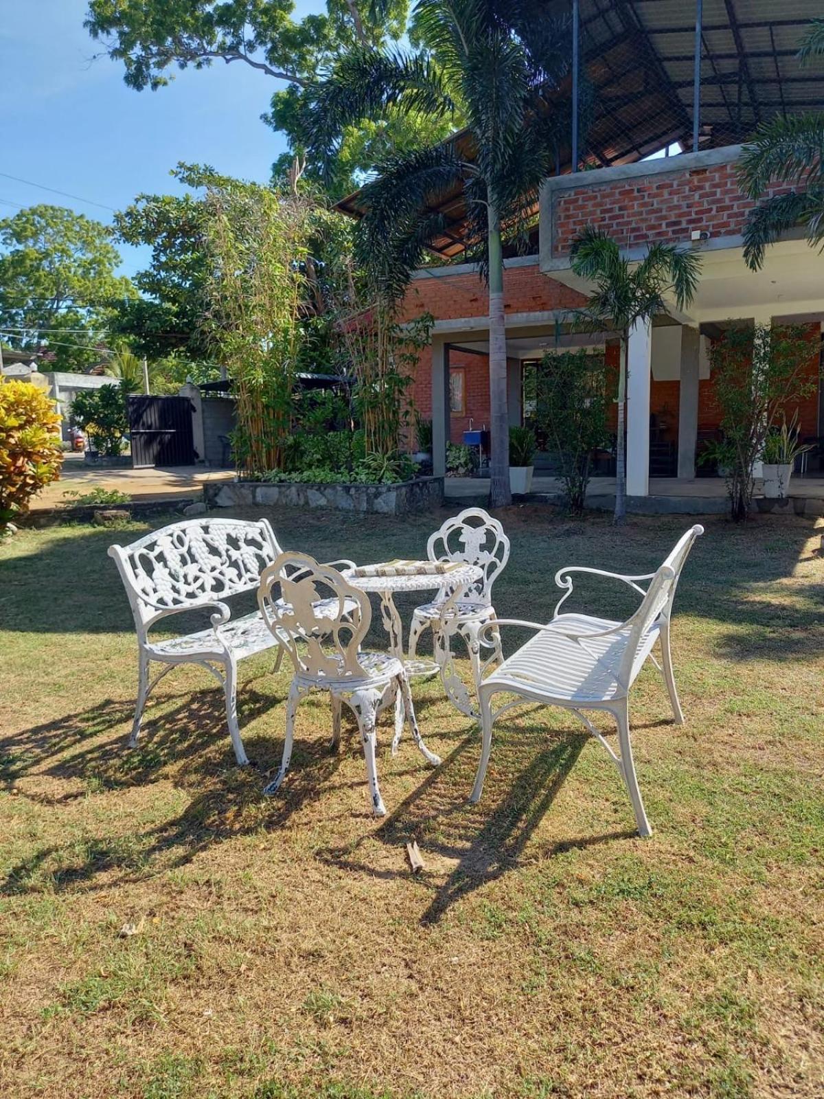 Blue Sands Beach Resort Passikudah Exterior photo