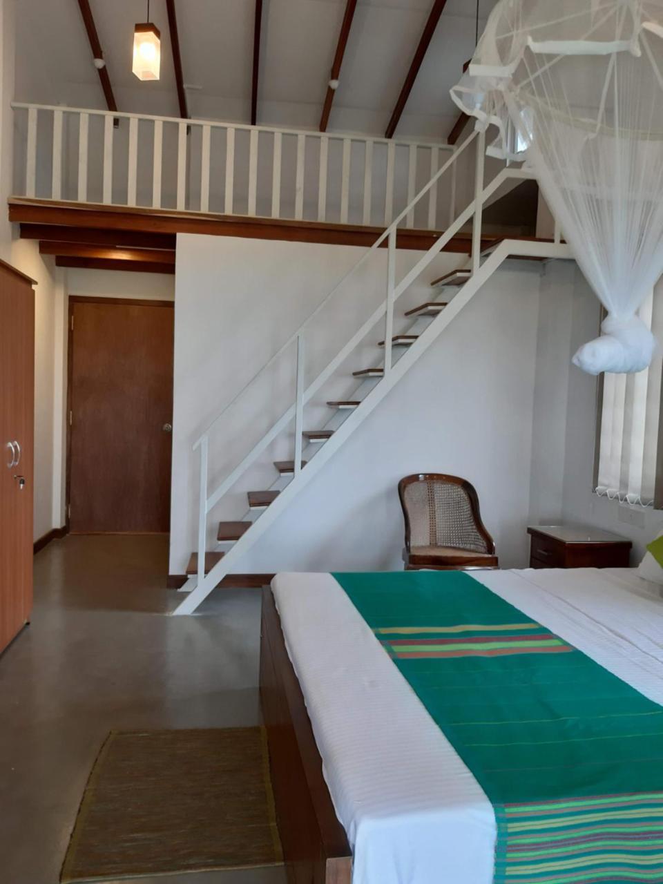 Blue Sands Beach Resort Passikudah Exterior photo